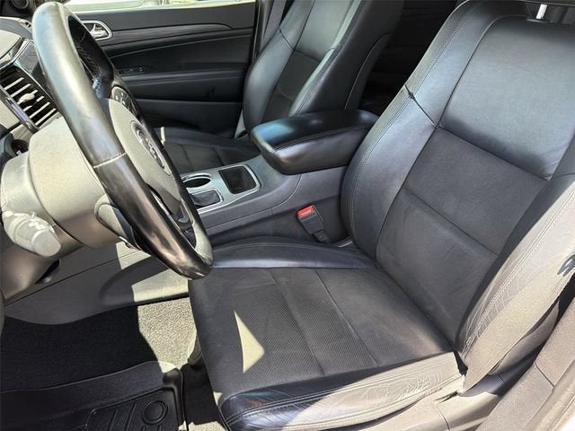 2021 Jeep Grand Cherokee Laredo X 4x4