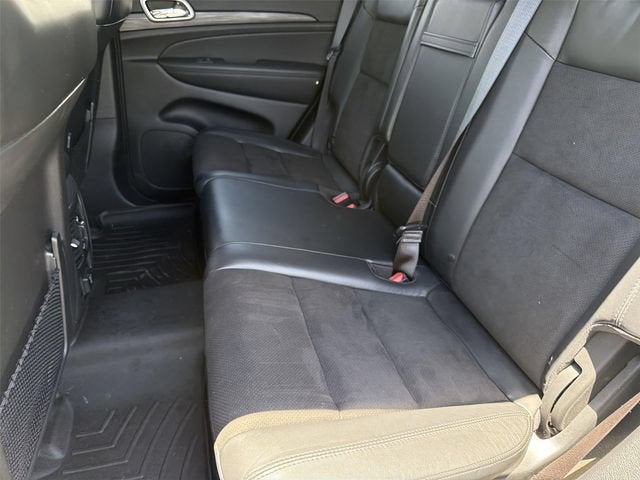 2021 Jeep Grand Cherokee Laredo X 4x4