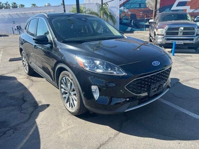 2020 Ford Escape Titanium Hybrid