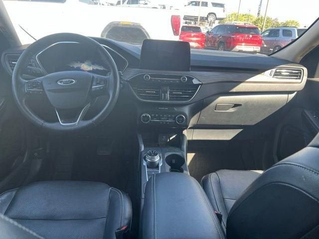 2020 Ford Escape Titanium Hybrid