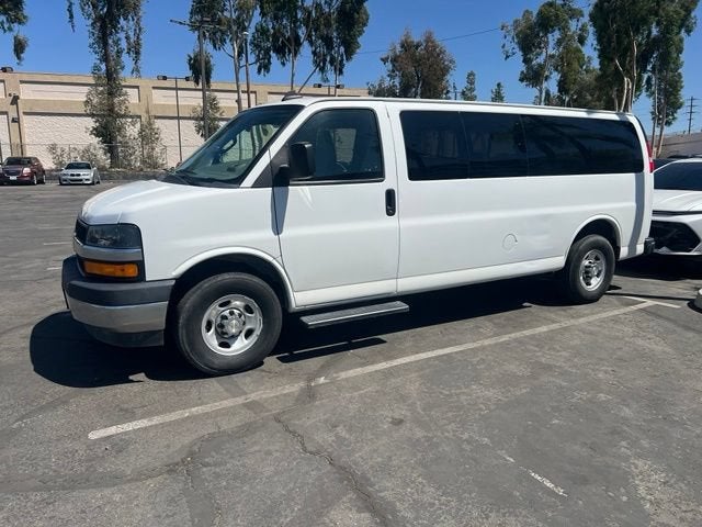 2021 Chevrolet Express Passenger 3500 LT