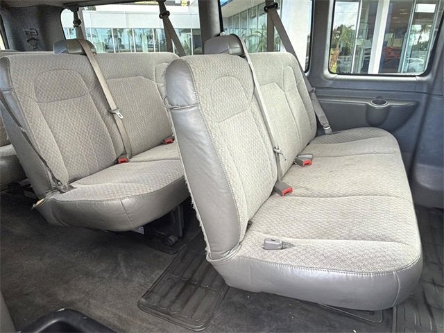 2016 Chevrolet Express Passenger 3500 LT