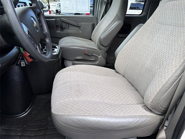 2016 Chevrolet Express Passenger 3500 LT