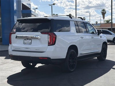 2023 GMC Yukon XL SLT