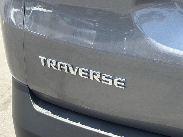 2021 Chevrolet Traverse LS