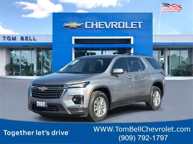 2023 Chevrolet Traverse LT Leather