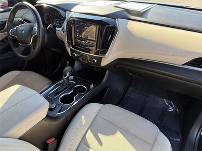 2022 Chevrolet Traverse LS
