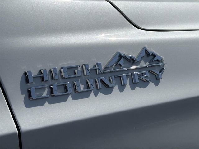 2025 Chevrolet Suburban High Country