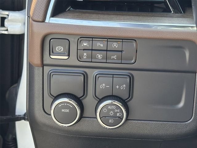 2025 Chevrolet Suburban High Country