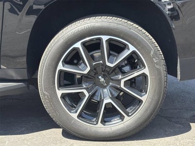 2024 Chevrolet Suburban RST