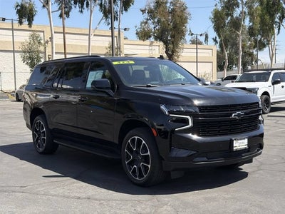 2024 Chevrolet Suburban RST