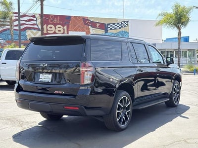 2024 Chevrolet Suburban RST