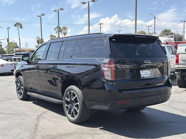 2024 Chevrolet Suburban RST