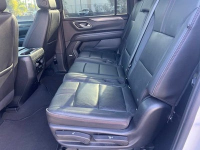 2022 Chevrolet Suburban RST