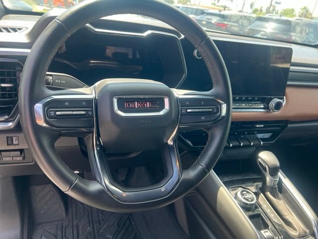 2023 GMC Canyon AT4