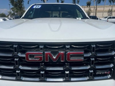 2023 GMC Canyon AT4