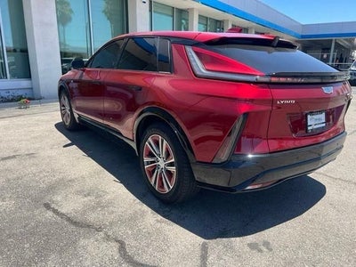 2024 Cadillac LYRIQ Luxury 2