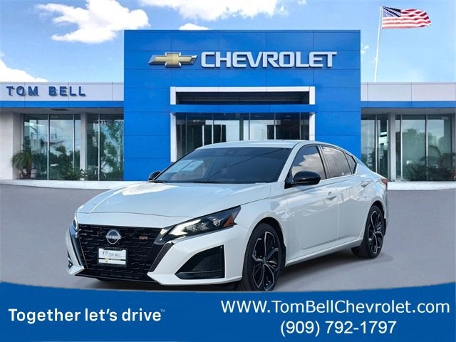 2025 Nissan Altima SR FWD