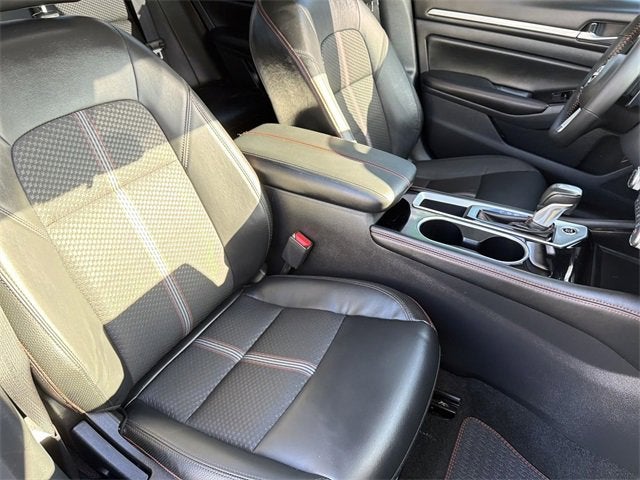 2025 Nissan Altima SR FWD