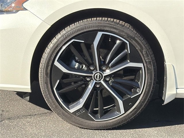 2025 Nissan Altima SR FWD