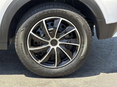 2023 Nissan Kicks S Xtronic CVT