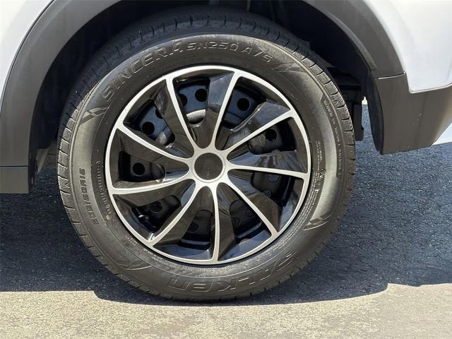 2023 Nissan Kicks S Xtronic CVT