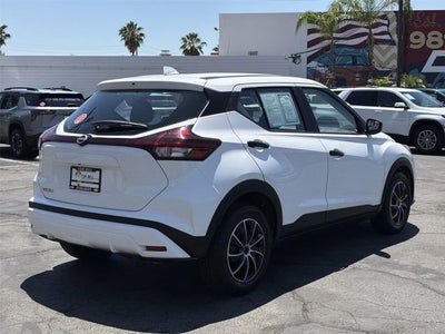 2023 Nissan Kicks S Xtronic CVT