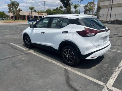 2023 Nissan Kicks S Xtronic CVT