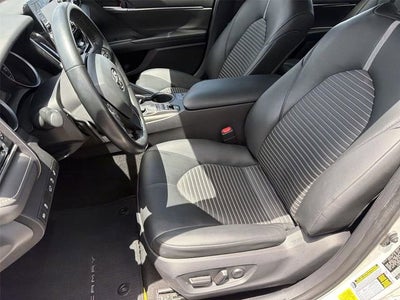 2024 Toyota Camry Hybrid SE