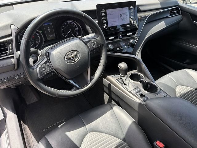 2024 Toyota Camry Hybrid SE