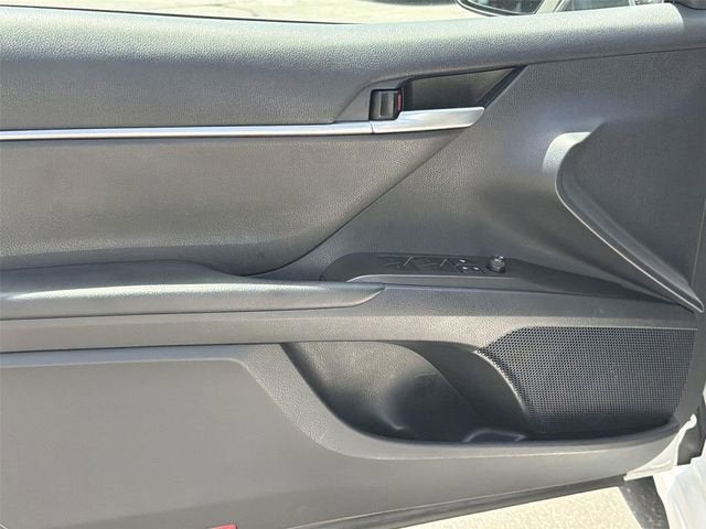 2024 Toyota Camry Hybrid SE