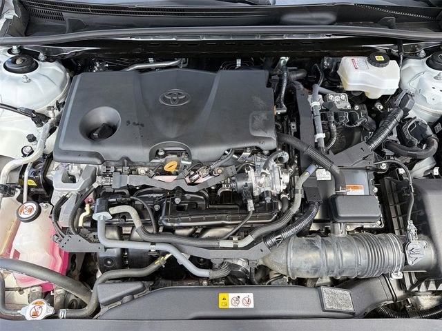 2024 Toyota Camry Hybrid SE
