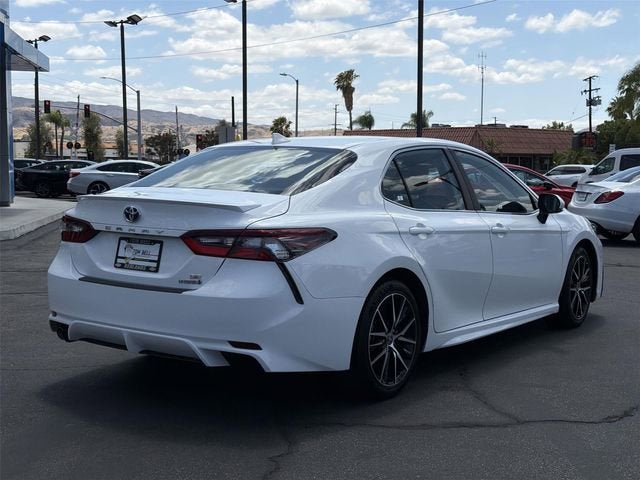 2024 Toyota Camry Hybrid SE