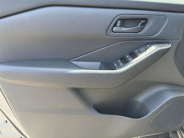 2025 Nissan Rogue S Intelligent AWD
