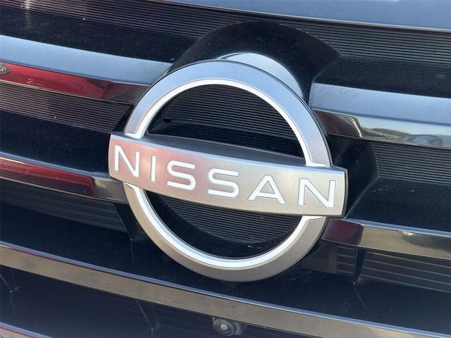 2023 Nissan Pathfinder SL FWD