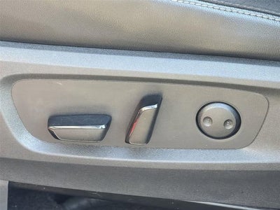 2023 Nissan Pathfinder SL FWD