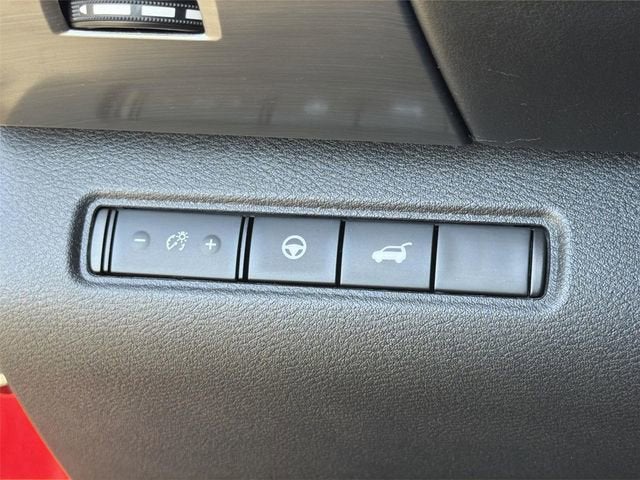 2023 Nissan Pathfinder SL FWD