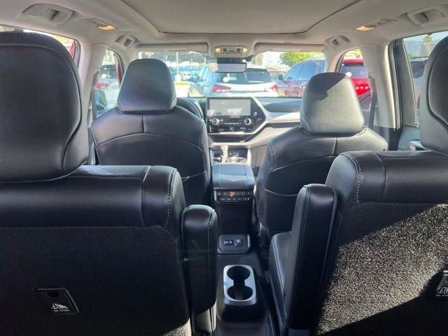 2024 Toyota Highlander Hybrid Platinum