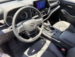 2025 Toyota Highlander Hybrid XLE