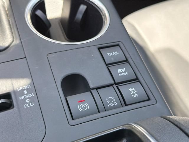 2025 Toyota Highlander Hybrid XLE