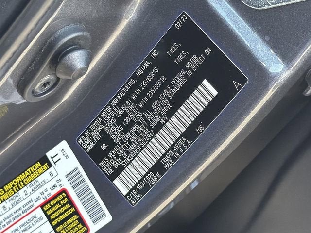 2023 Toyota Highlander LE