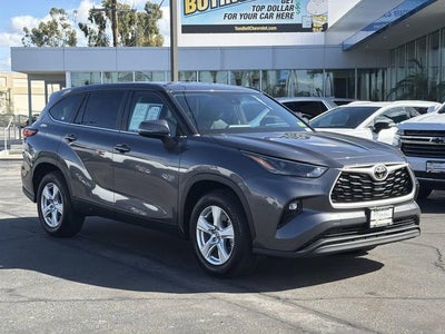 2023 Toyota Highlander LE