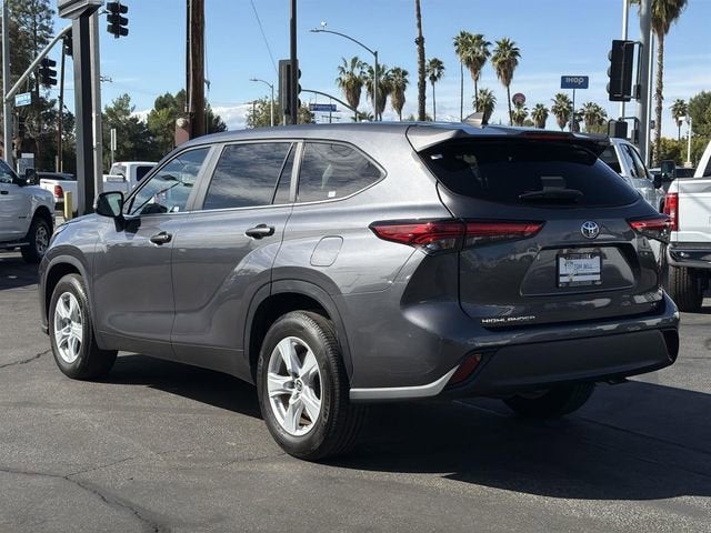 2023 Toyota Highlander LE