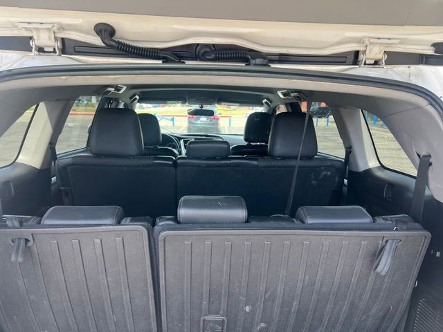 2015 Toyota Highlander LE V6