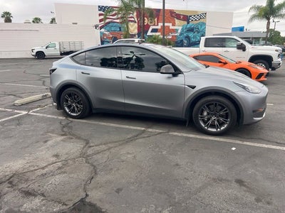 2025 Tesla Model Y Long Range