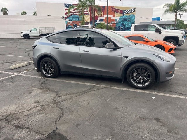 2025 Tesla Model Y Long Range