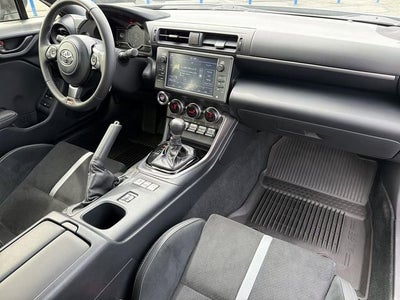 2024 Toyota GR86 Premium