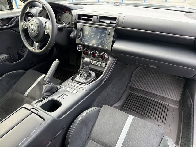 2024 Toyota GR86 Premium