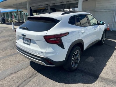 2025 Chevrolet Trax LT