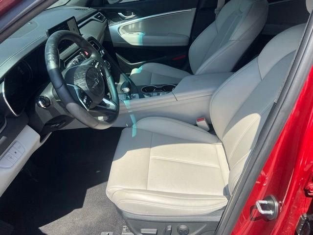 2023 Genesis G70 2.0T RWD